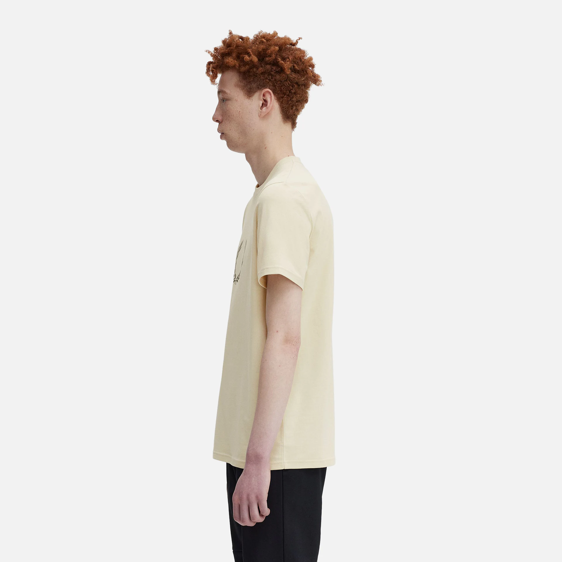 Fred Perry Laurel Wreath Graphic T-Shirt Oatmeal